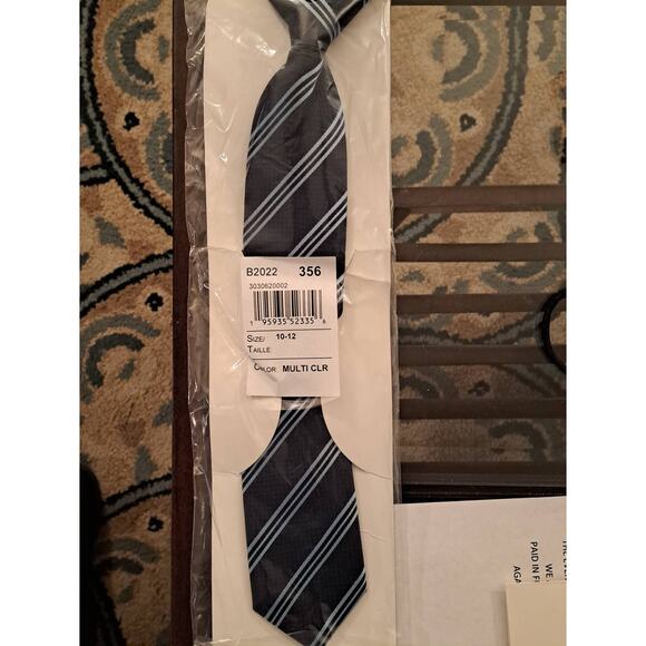 Boys Pre-tied Blue Striped Uniform Tie Size 10/12 - Picture 4 of 4